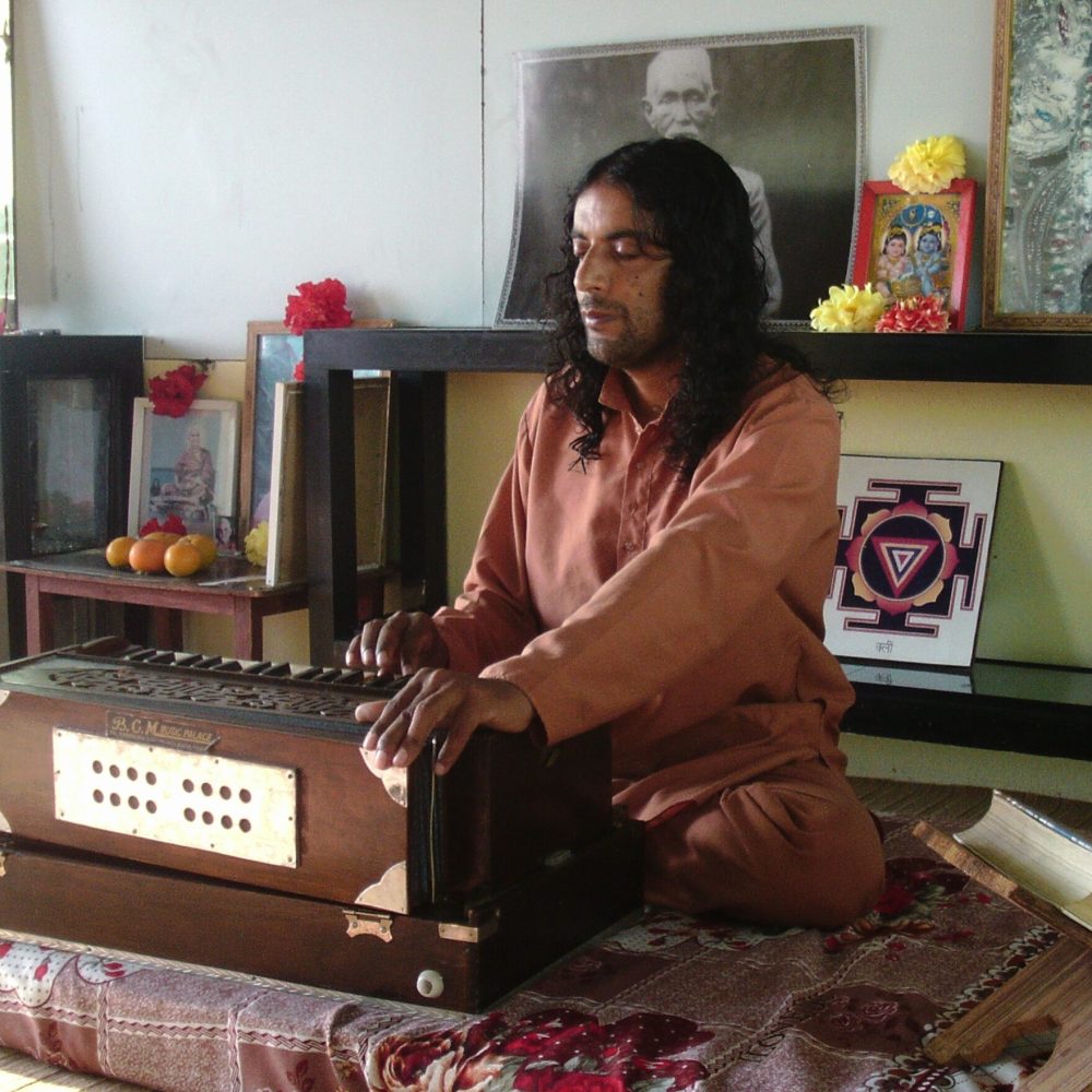 Shanti Yoga Ashram 001